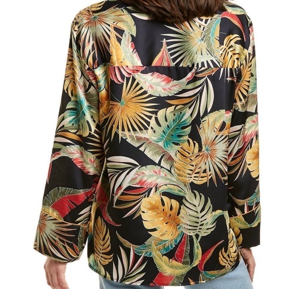 Revolve Petersyn Savina  Black Tropical Leaf Button Down size XS T04 - Picture 7 of 14